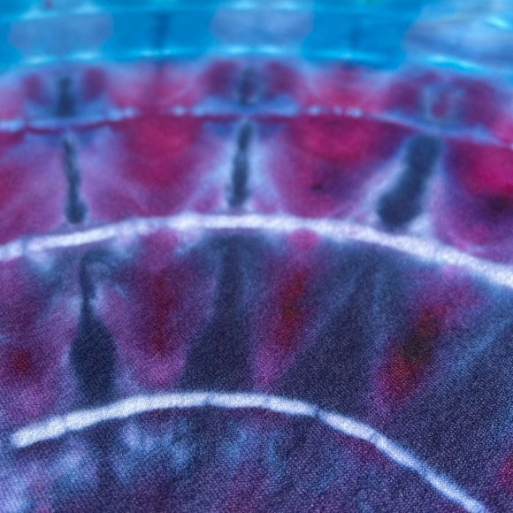 Ice Dye Unisex Tee (XL) - Picture 2 of 2